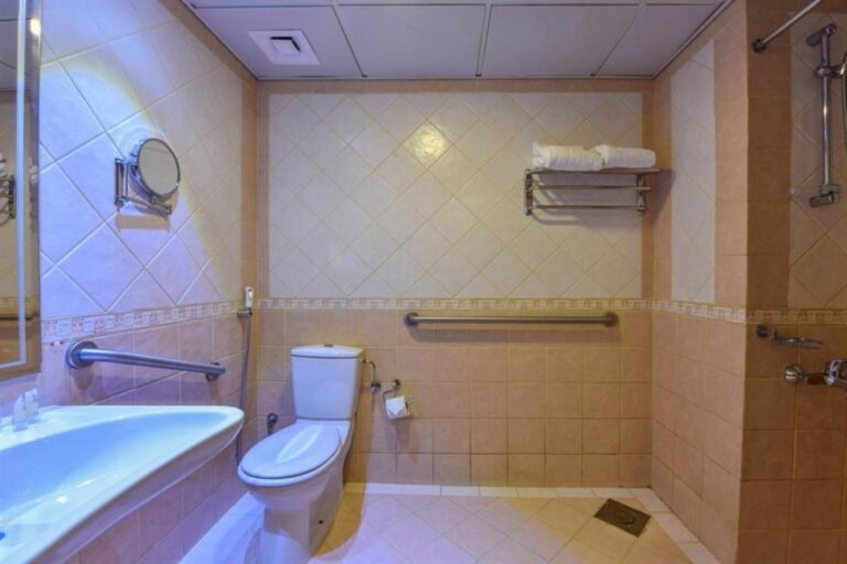 2a02493ac27b7089764232c4a9aedef3b941bc25