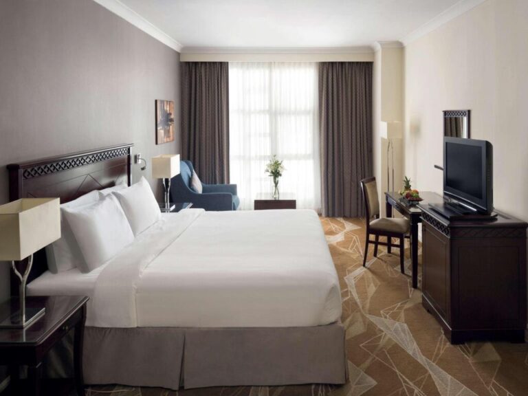 4676e5b94ebc43b45c181ce3b69ad90952151002