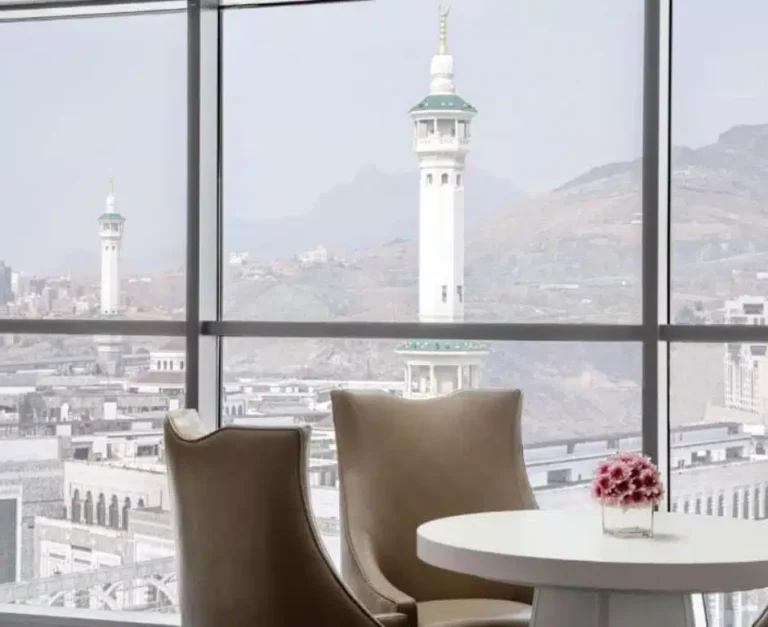 Hilton-Makkah-Convention-Hotel-Kaaba-View
